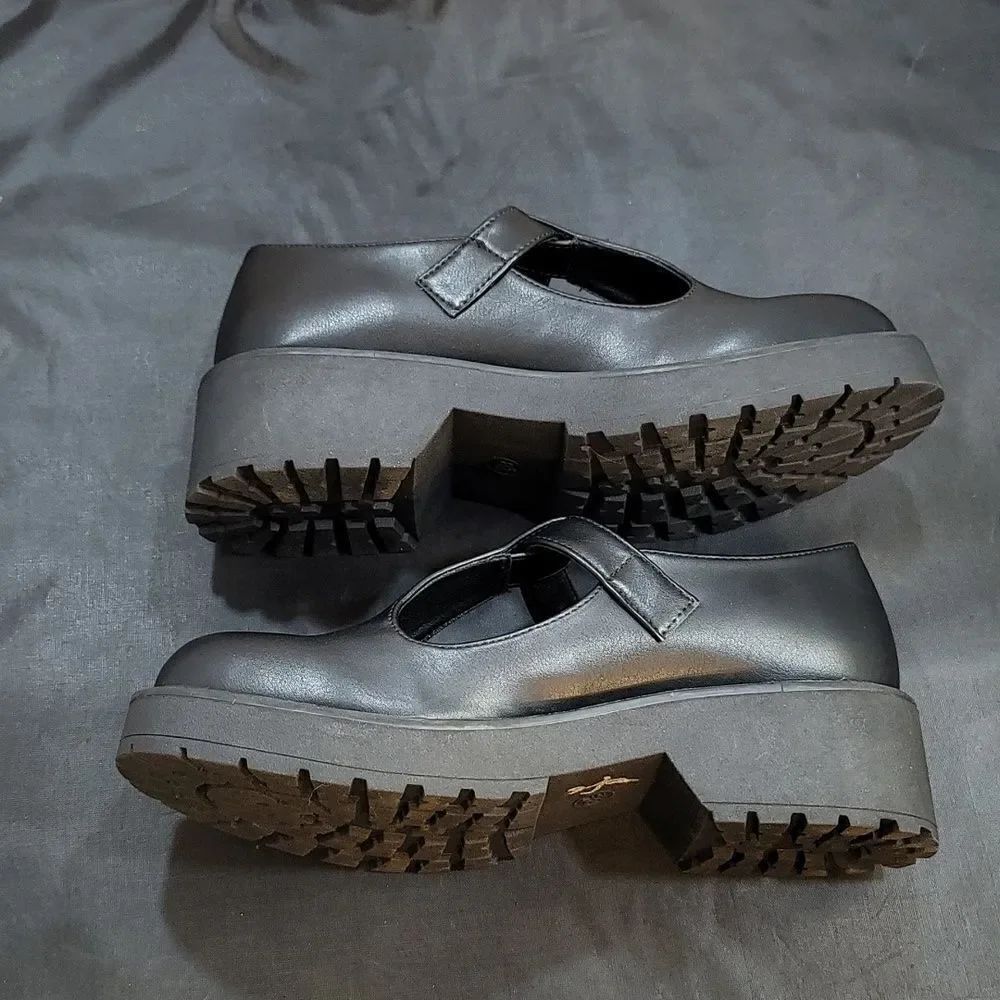 BRAND NEW MADDEN GIRL G-CRATE PLASFORM MARY JANE T-STRAP FLAT SHOE G1 - Picture 9 of 16